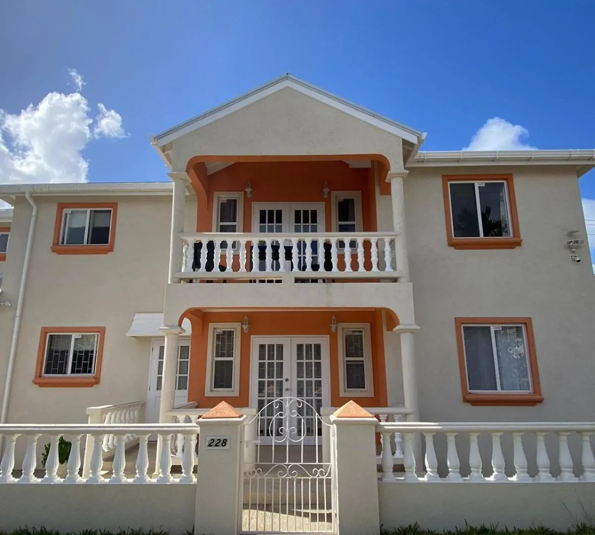 Ixoras Beach Apartments 세인트 피터 0*,
