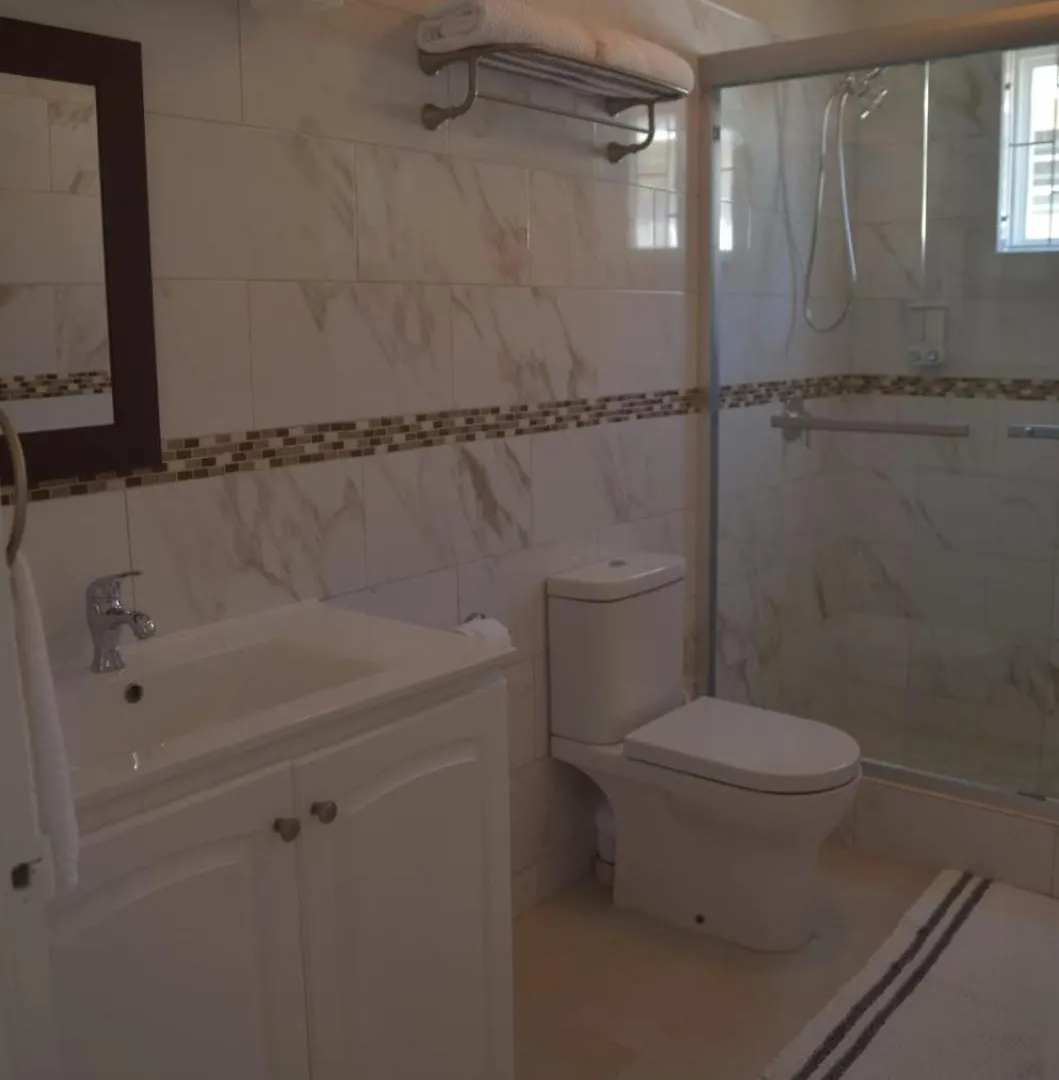 Ixoras Beach Apartments 세인트 피터